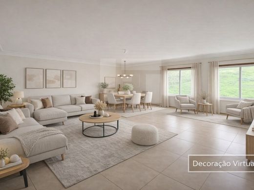 Apartment / Etagenwohnung in Loulé, Distrito de Faro