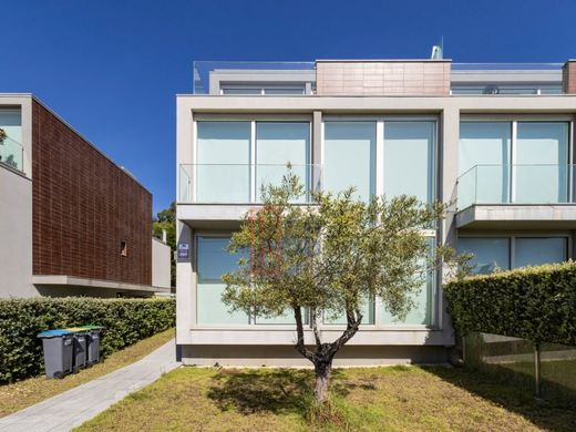 Casa di lusso a Vila Nova de Gaia, Oporto