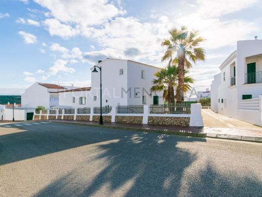 Luxury home in Mercadal, Province of Balearic Islands