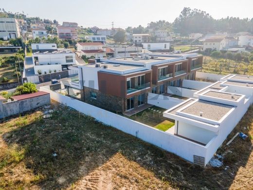 Luxury home in Trofa, Distrito do Porto