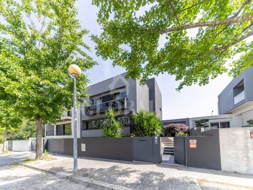 Luxury home in Maia, Distrito do Porto