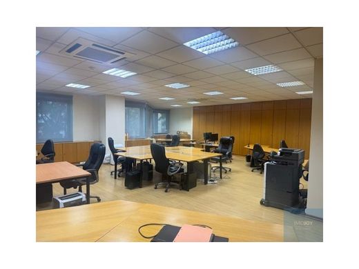 Bureau à Carnide, Lisbon