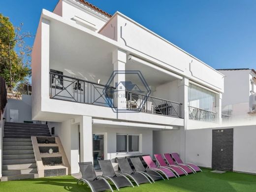 Mehrfamilienhaus in Marbella, Málaga