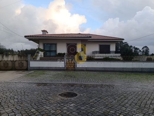 منزل ﻓﻲ Matosinhos, Distrito do Porto