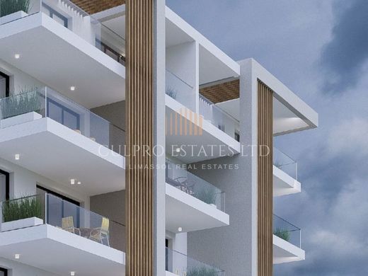 Piso / Apartamento en Agia Fylaxis, Lemesós