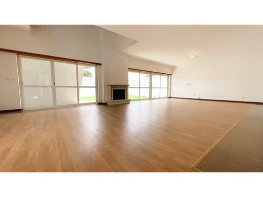 Yarɪ müstakil ev Sesimbra, Distrito de Setúbal