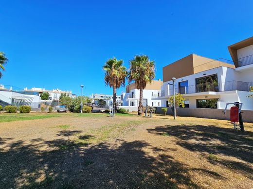 Daire Tavira, Distrito de Faro