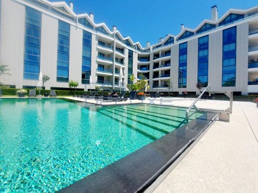 Apartment / Etagenwohnung in Cascais, Lissabon