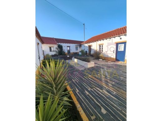 Смежная Вилла, Cartaxo, Distrito de Santarém