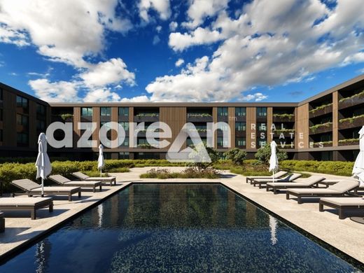 Apartment / Etagenwohnung in Ponta Delgada, Azores