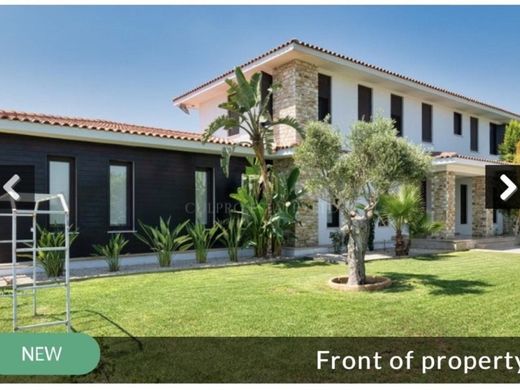 Luxury home in Dromolaxia-Meneou Municipality, Dromolaxia-Meneou