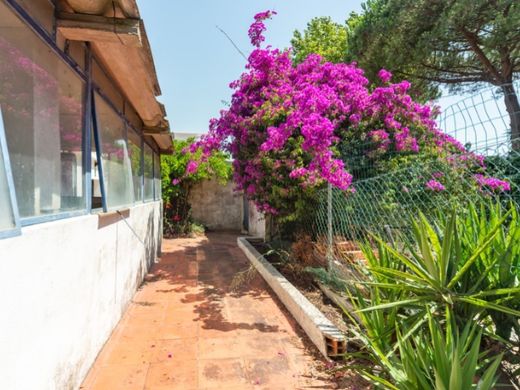 Land in Almada, Distrito de Setúbal