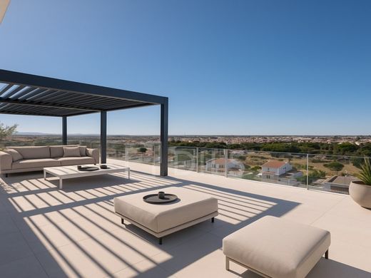 Almada, Distrito de Setúbalのアパートメント