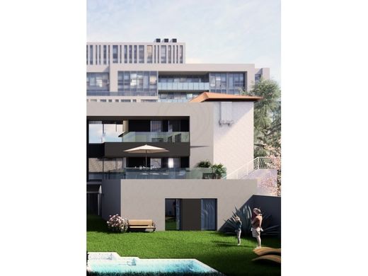 Apartment / Etagenwohnung in Porto, Distrito do Porto