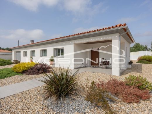 Luxe woning in Marinha Grande, Distrito de Leiria