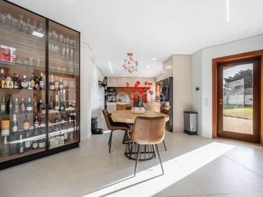 Oliveira de Azemeis, Oliveira de Azeméisの高級住宅