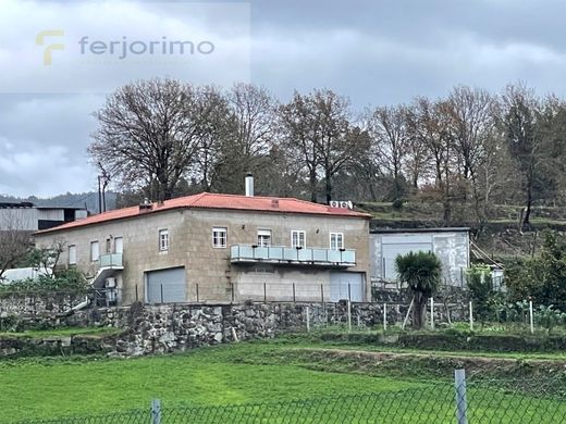 Demeure ou Maison de Campagne à Guimarães, Distrito de Braga