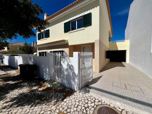 Casa Unifamiliare a Palmela, Distrito de Setúbal