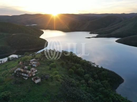 Land in Silves, Distrito de Faro