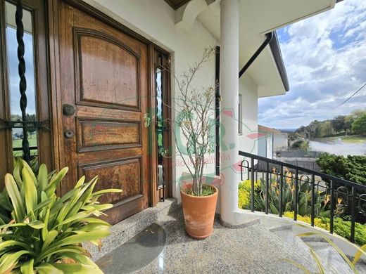 Luxus-Haus in Gondomar, Distrito do Porto