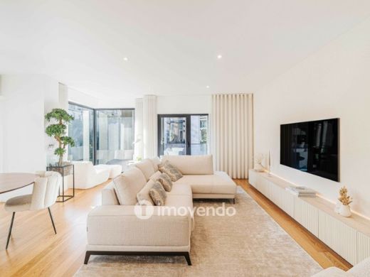 아파트 / Avenidas Novas, Lisbon