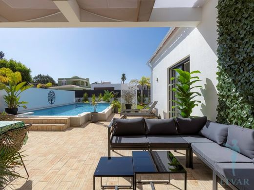 Casa Independente - Portimão, Faro