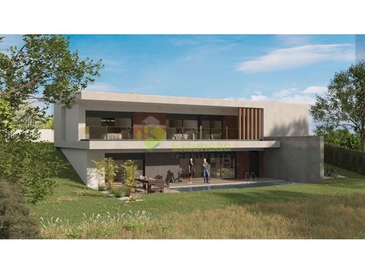 Luxury home in Cadaval, Lisbon