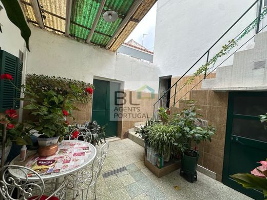 Twee-onder-een-kapwoning in Loulé, Distrito de Faro