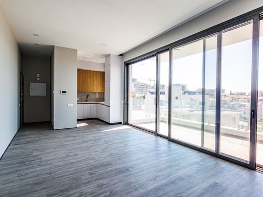 Apartment / Etagenwohnung in Ágios Athanásios, Limassol District