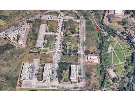 Terreno a Oeiras, Lisbona