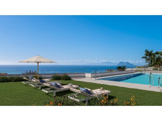 ‏וילה רב-משפחתית ב  Manilva, Provincia de Málaga