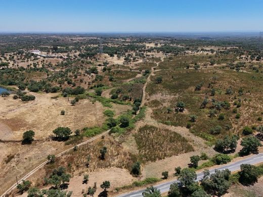 Terreno a Santiago do Cacém, Distrito de Setúbal