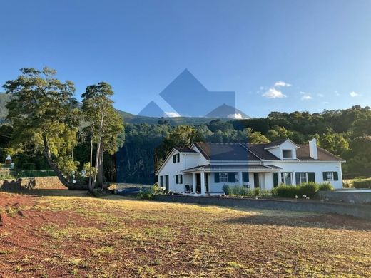 Luxury home in São Roque do Pico, Azores