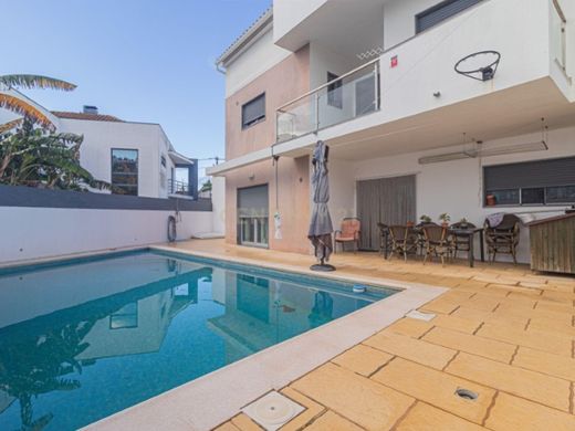 Lüks ev Charneca de Caparica, Almada