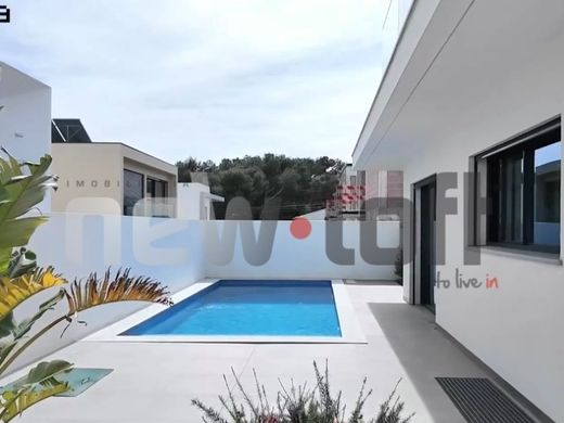 Luxury home in Cascais, Lisbon