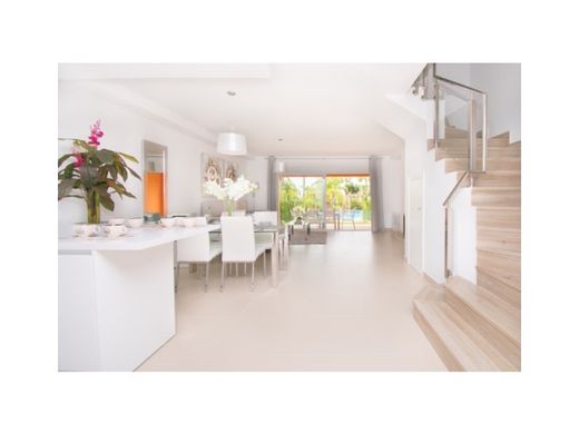 Semidetached House in Benahavís, Malaga