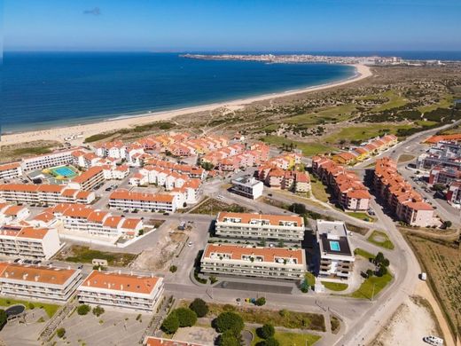 Daire Peniche, Distrito de Leiria