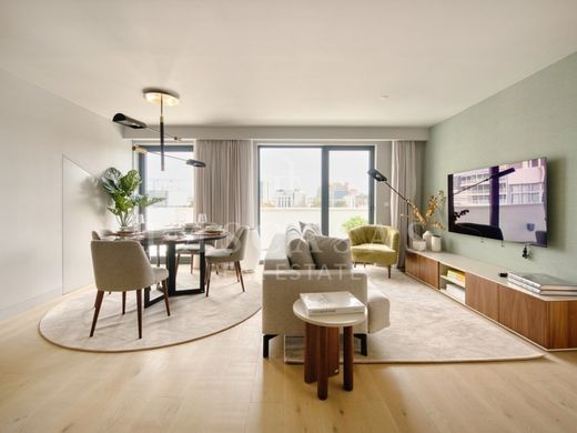 Penthouse in Avenidas Novas, Lisbon