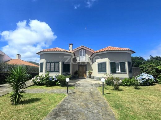 Casa de luxo - Ribeira Grande, Açores