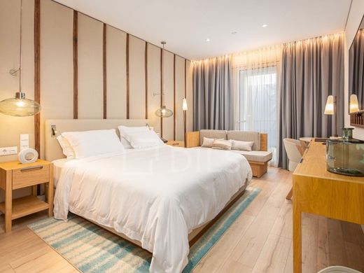 Apartment in Alcântara, Almada