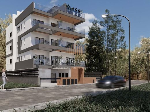 Apartment in Ágios Athanásios, Limassol District