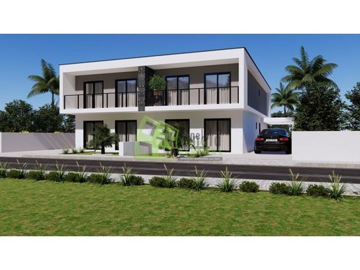 Villa Plurifamiliare a Seixal, Distrito de Setúbal
