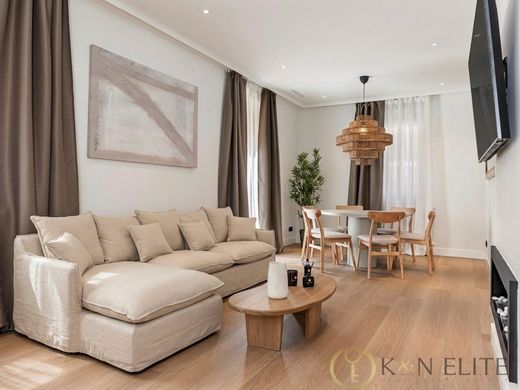 Apartment / Etagenwohnung in Madrid, Provinz Madrid