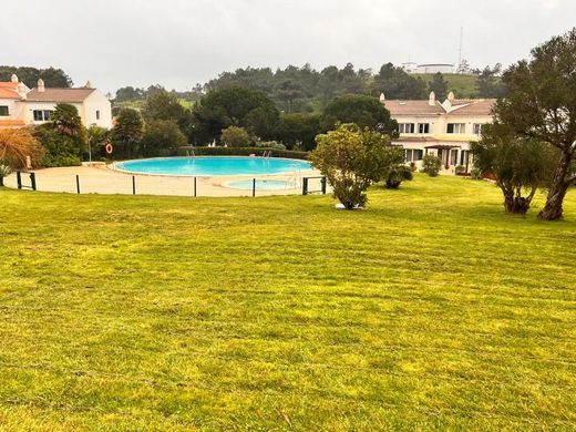 Villa Plurifamiliare a Cascais e Estoril, Cascais
