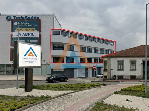 Santa Maria da Feira, Distrito de Aveiroのアパートメント・コンプレックス