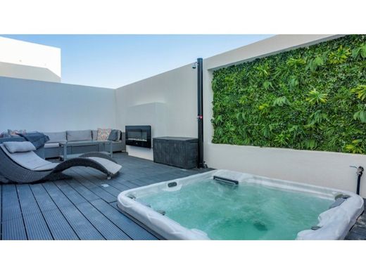 Συγκρότημα ανεξάρτητων κατοικιών σε Loulé, Distrito de Faro