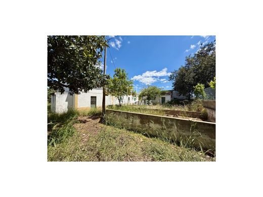 São Brás de Alportel, Distrito de Faroのマルチファミリーヴィラ