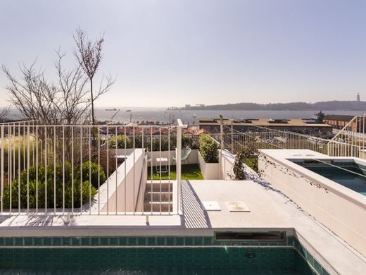 Semidetached House in Lisbon