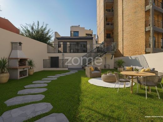 Apartment / Etagenwohnung in Vila Nova de Gaia, Distrito do Porto