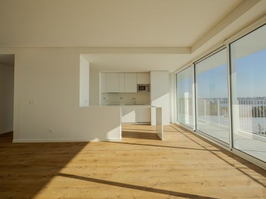 Piso / Apartamento en Seixal, Setúbal